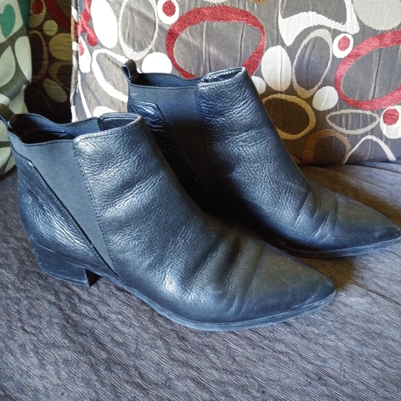 Genuine leather franco sarto booties ๐ - Picture 1 of 7
